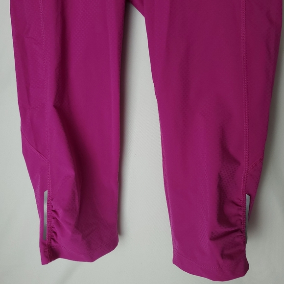 Athleta Dobby Be Free Fushia Knickers Size XXS - Picture 4 of 9